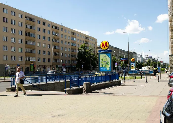 New Life Apartment Next To Metro Station